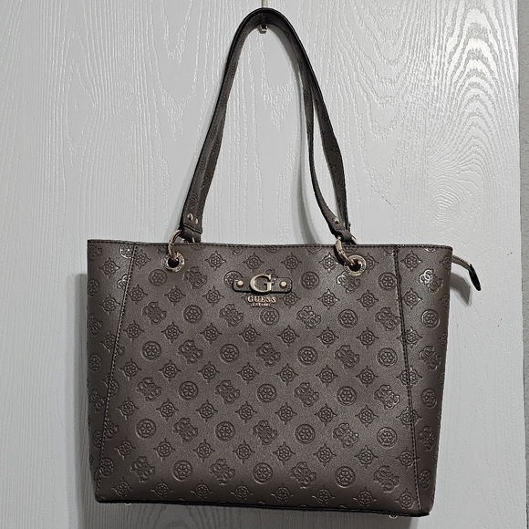 GUESS Womens Gerty Noel Tote Dark Taupe - Picture 13 of 13